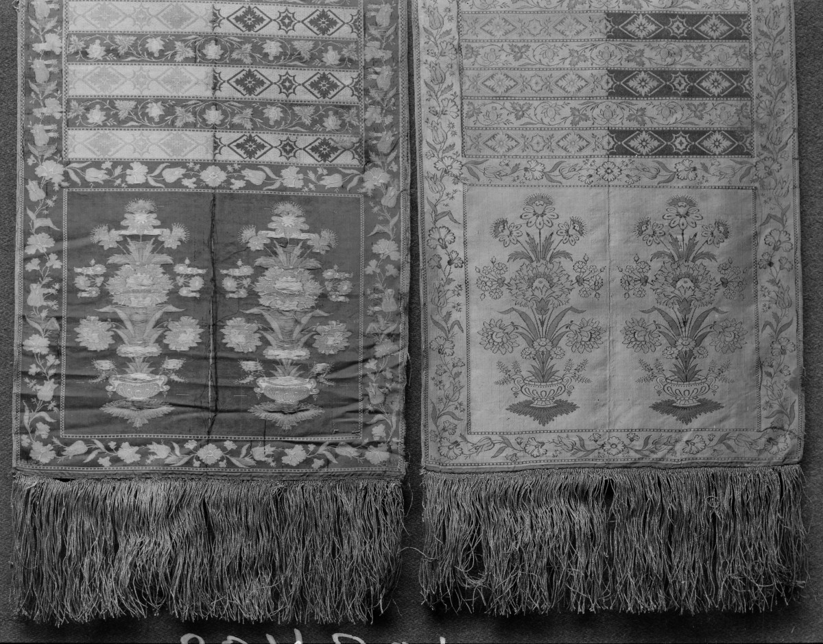 kościół pw. Wniebowzięcia Najświętszej Maryi Panny i św. Zygmunta - Muzeum Diecezjalne - zbiory - pas polski jedwabny - fragment, skan 1