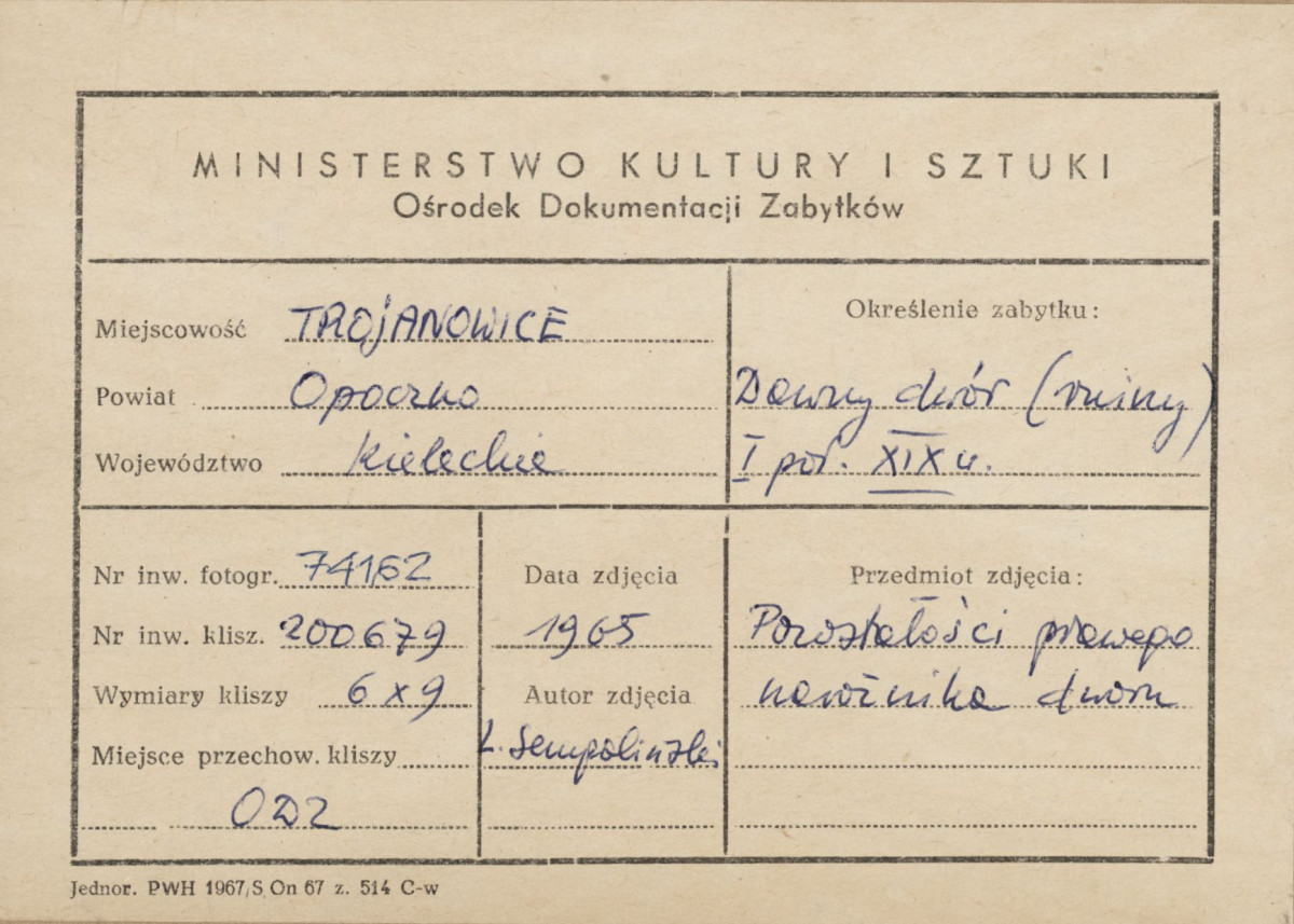 Zespół dworski - ruiny dworu - metryczka, skan 1