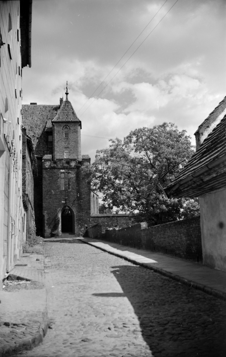 Baszta Wartownia, widok ogólny. , skan 1