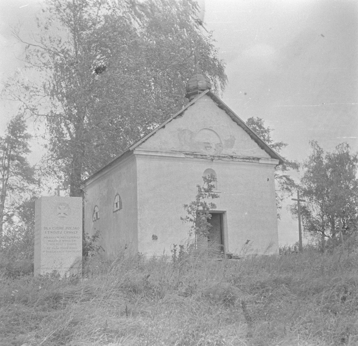 kaplica cmentarna - elewacja frontowa, skan 1