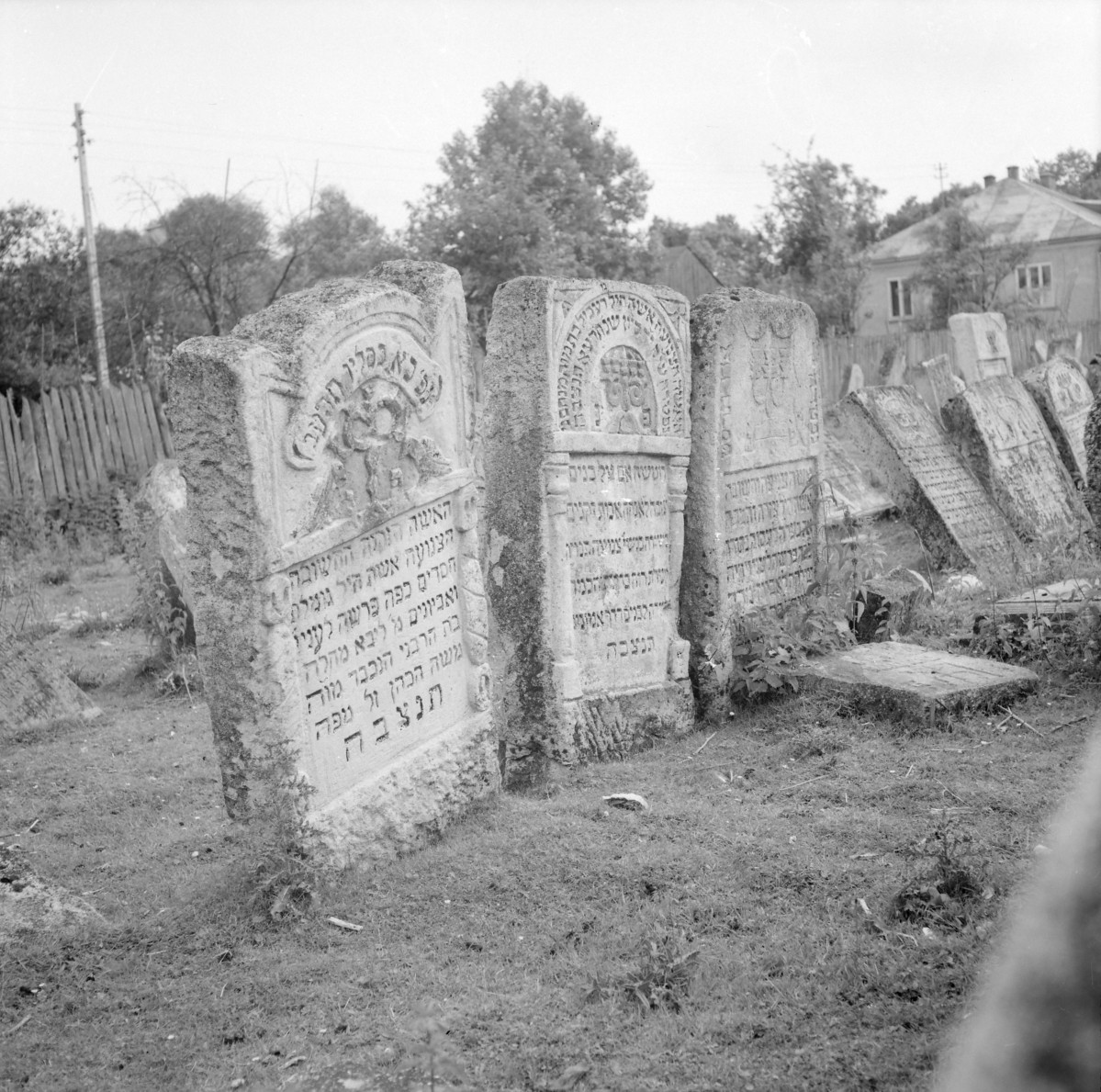 Cmentarz, Kirkut - macewy, skan 1
