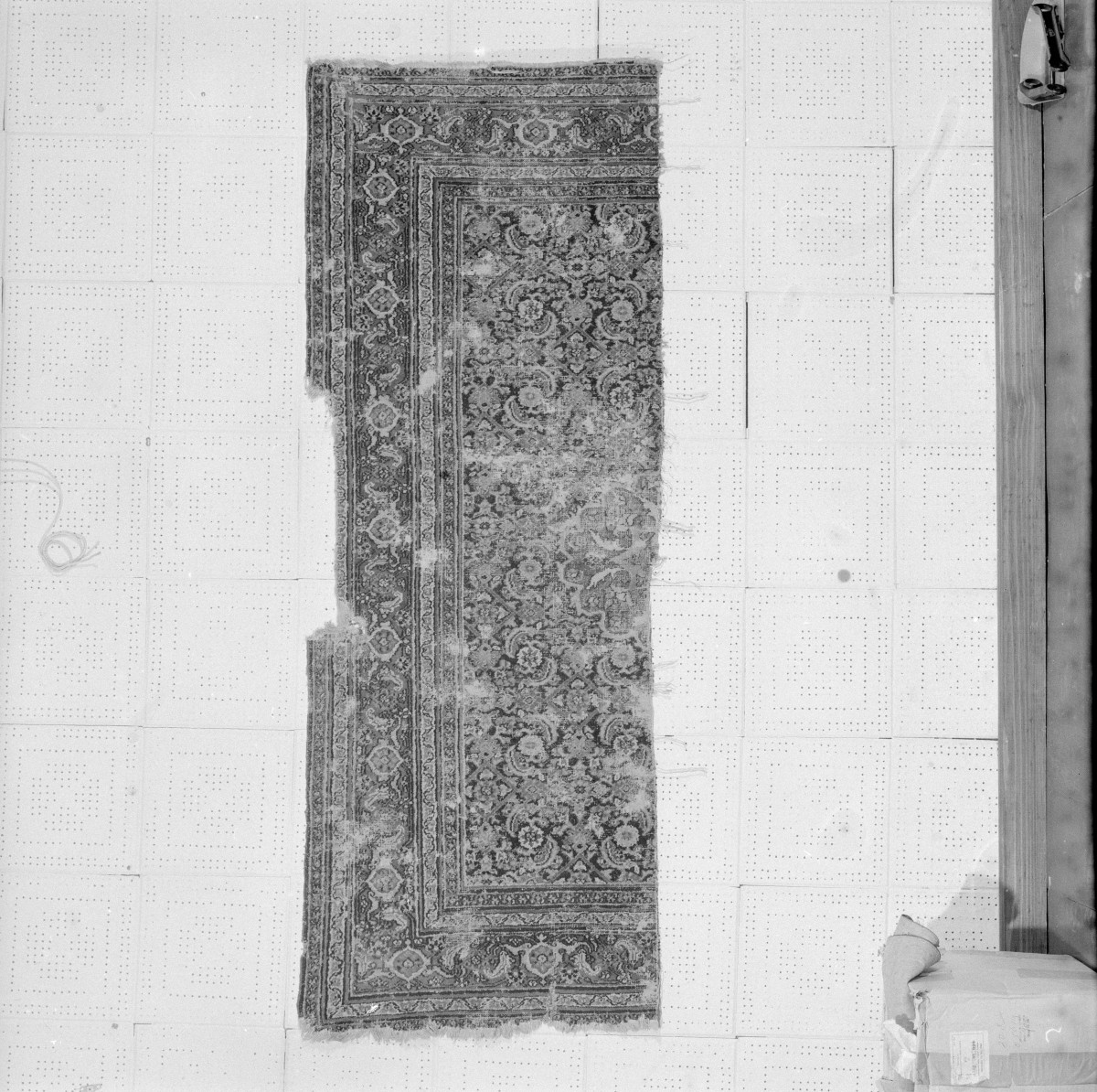 Muzeum Narodowe - Kobierzec. Fragment., skan 1