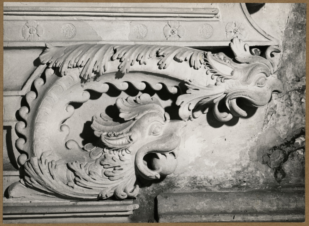 Kaplica Firlejów - nagrobek Firlejów - fragment dekoracji , skan 1