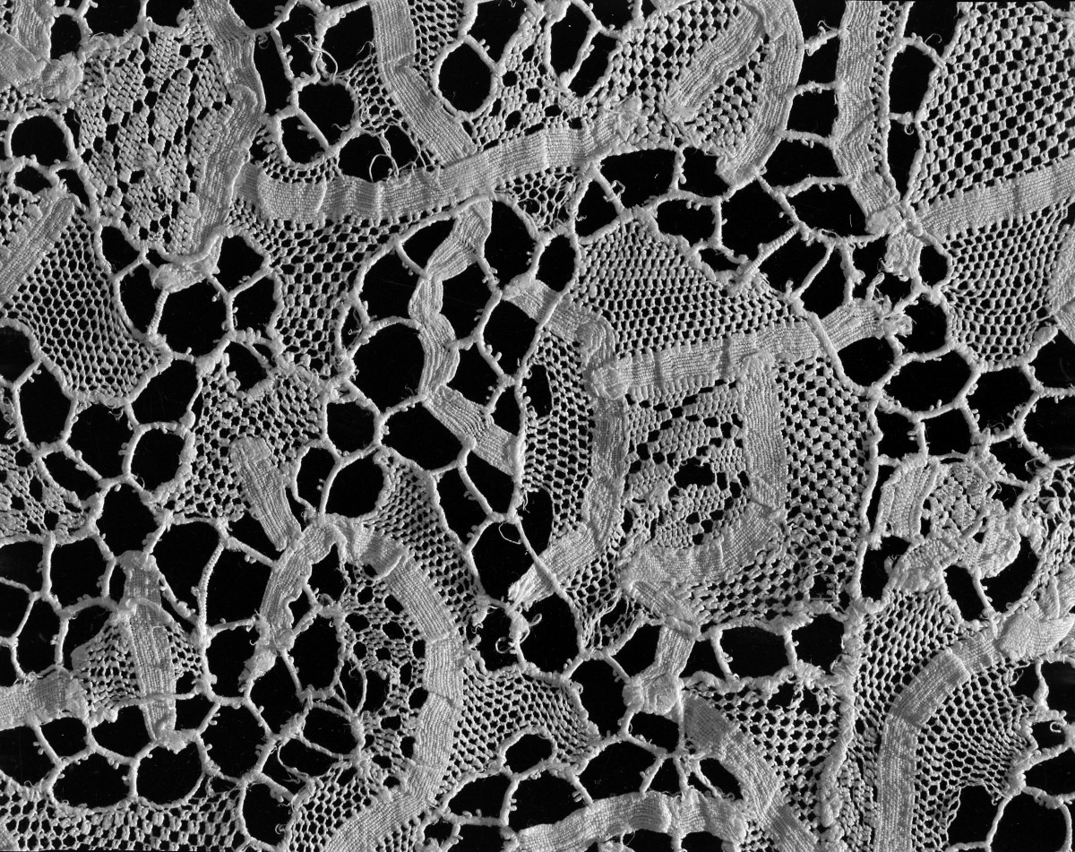 Kościół Sióstr Wizytek - koronka z alby, połowa XVII wieku, Wenecja, skan 1