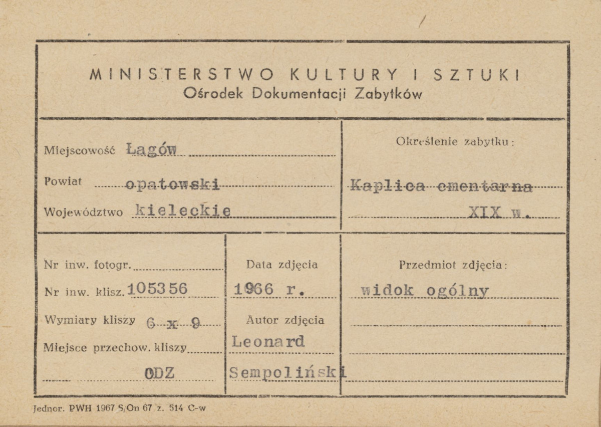 Kaplica cmentarna - widok ogólny od frontu - metryczka


, skan 1