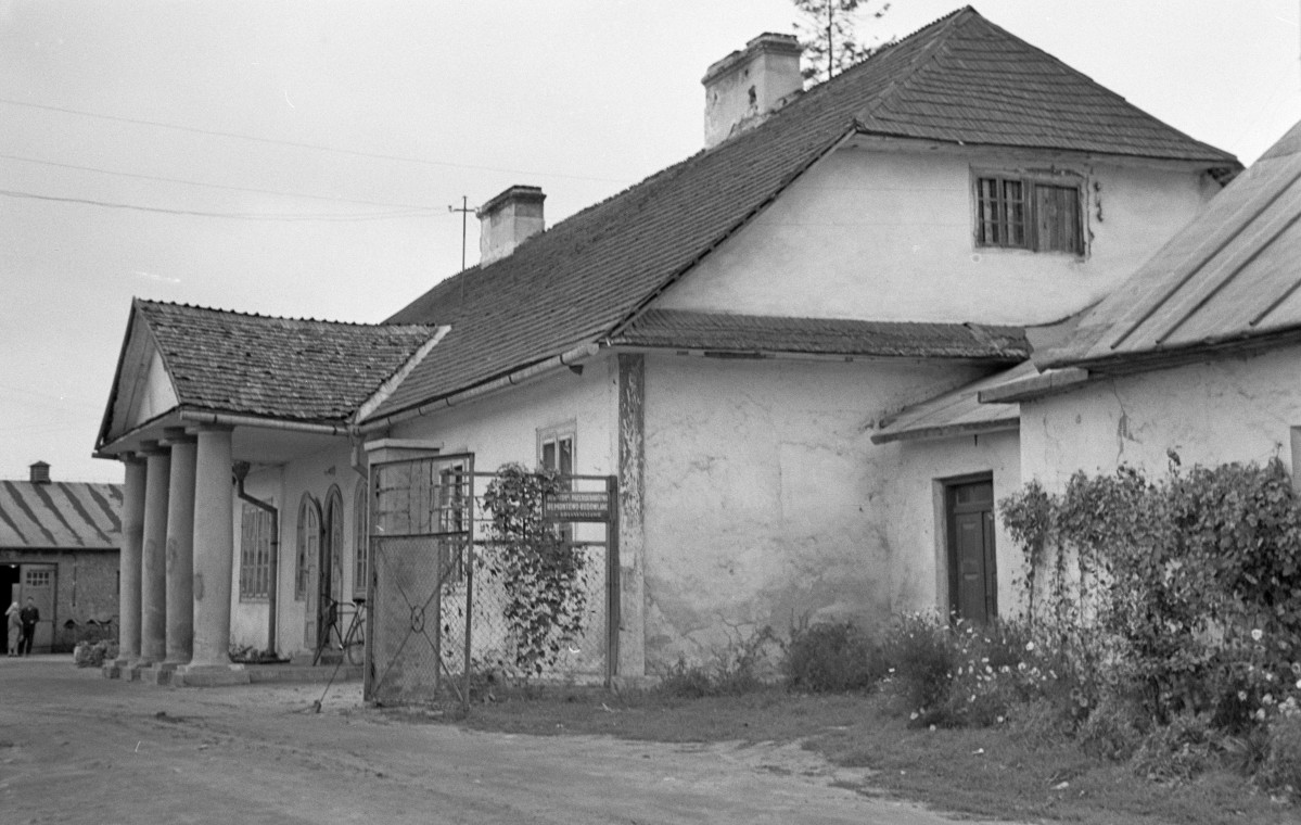 starostwo - elewacja boczna, skan 1
