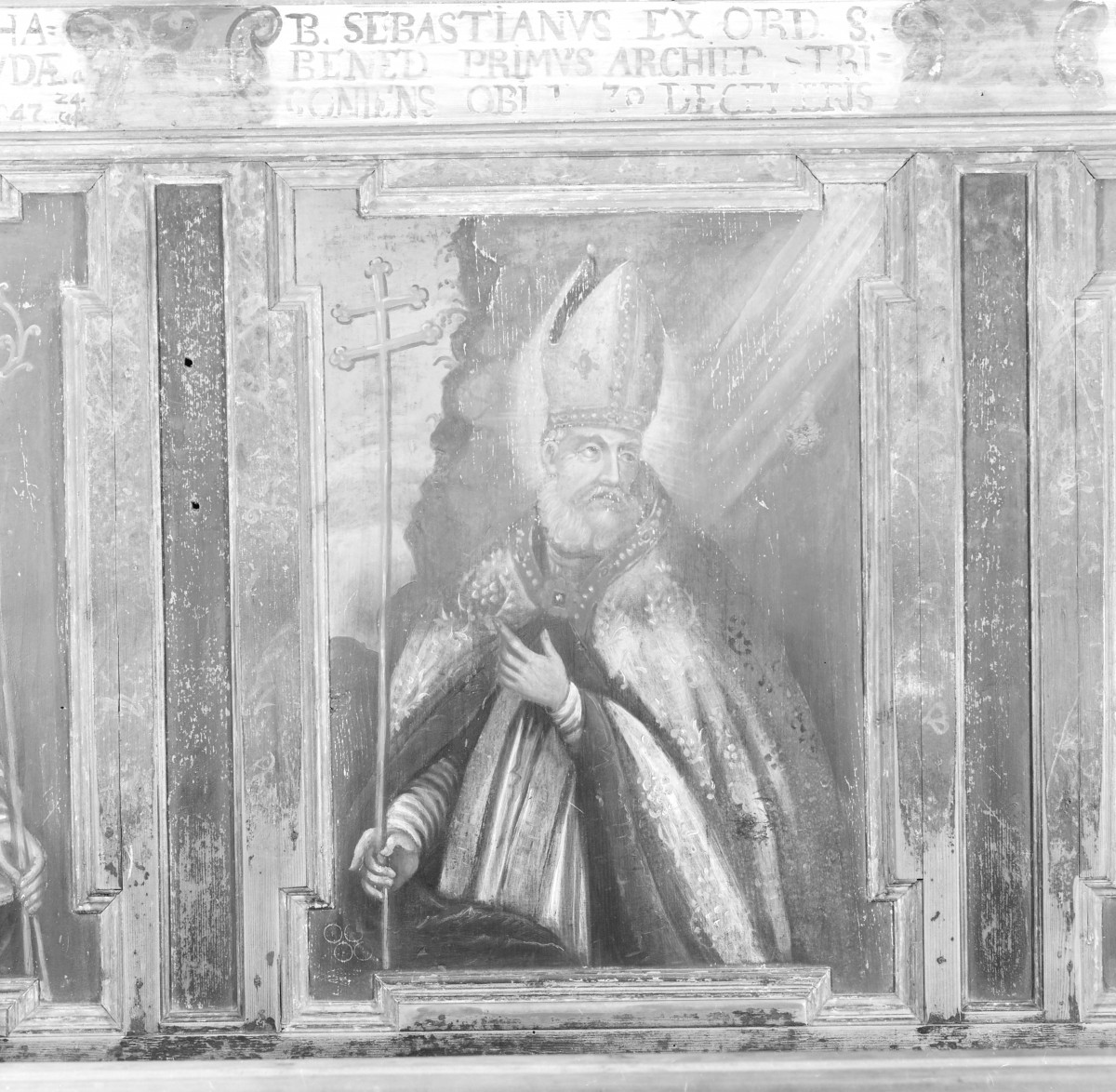 kościół pw. św. Jana Chrzciciela - wnętrze - prezbiterium - ściana północna - stalle - polichromia - św. bp. Sebastian, skan 1