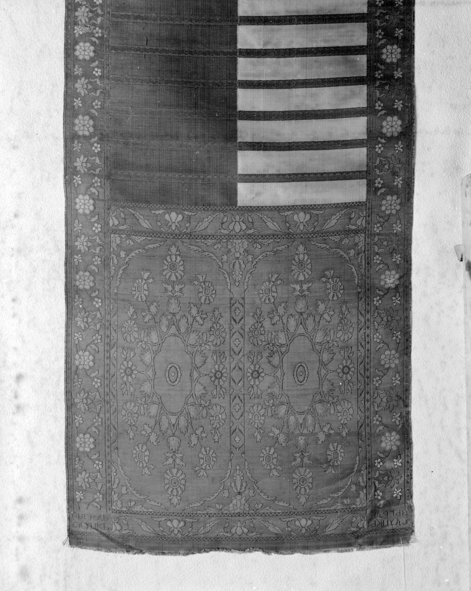 Zamek Królewski - zbiory - pas lity czterostronny - Słuck /1807 rok/ - głowa i wciąża /fragment/ - awers, skan 1