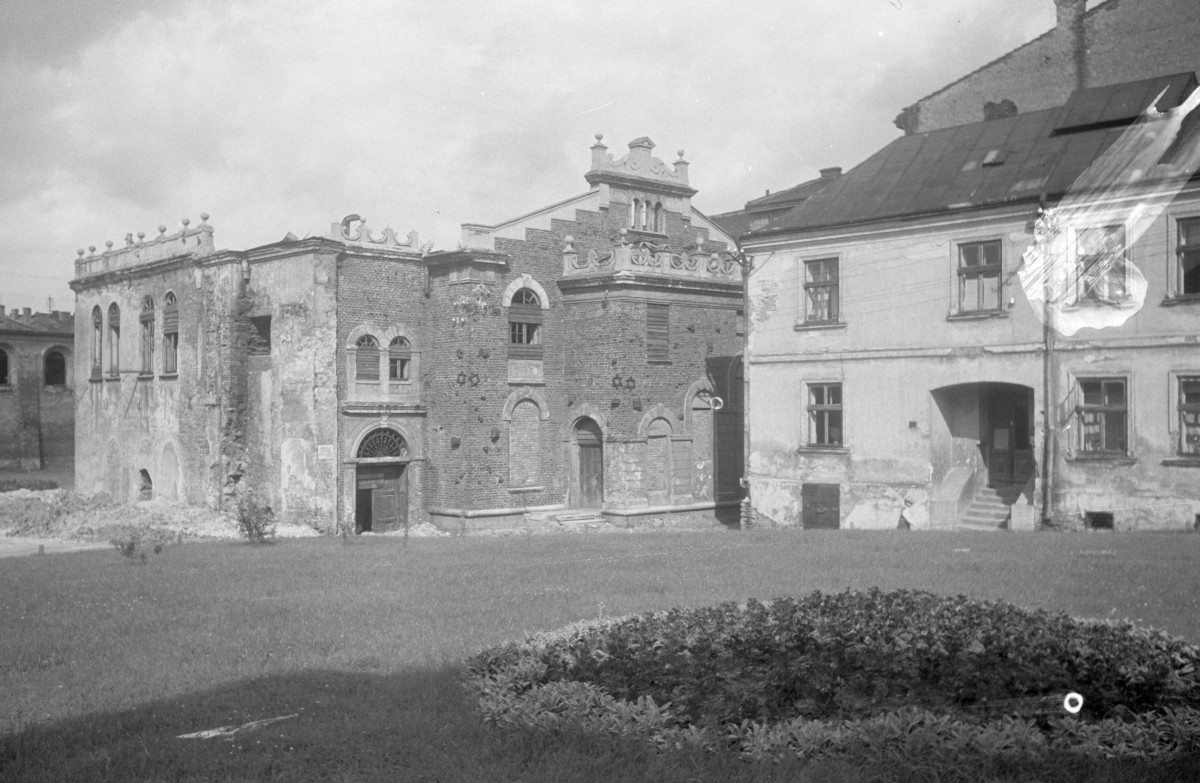 synagoga tzw Duża, przed przbudową w 1956 , skan 1