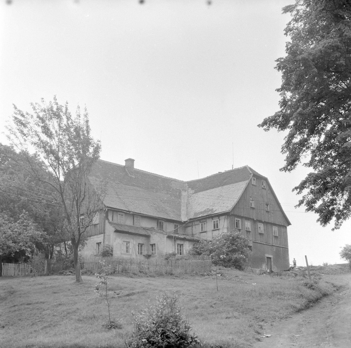 dom - widok ogólny, skan 1