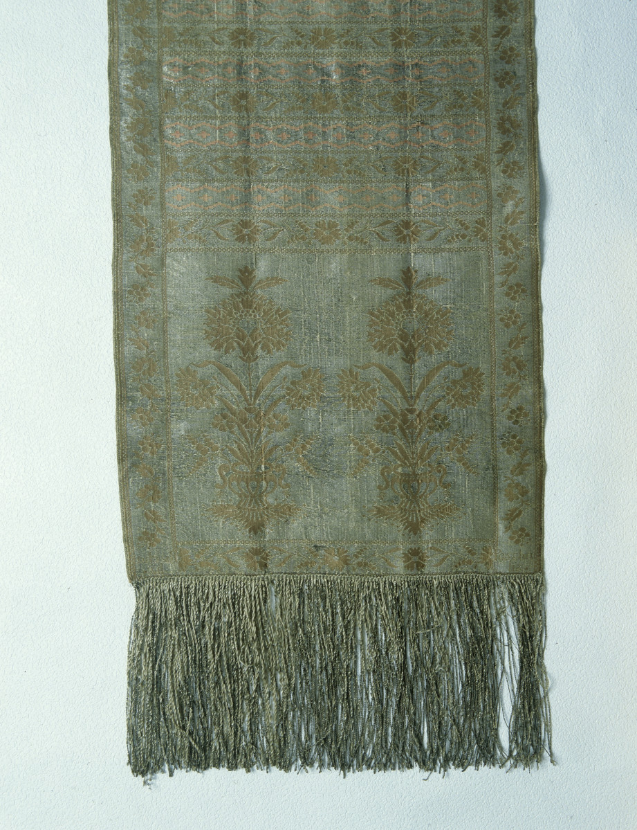 Muzeum im. Kazimierza Pułaskiego - zbiory - pas lity dwustronny - Warszawa lub Lipków /Paschalis Jakubowicz 1787 - 1790 rok/ - głowa i wciąża /fragment/ - awers, skan 1