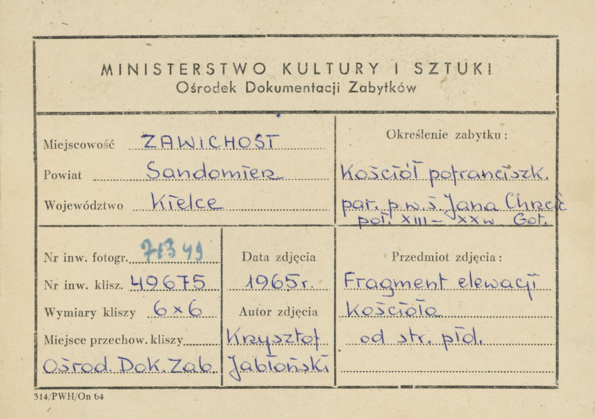 Zespół klasztorny - fragment płd. elewacji kościoła i ruiny kaplicy - metryczka, skan 1