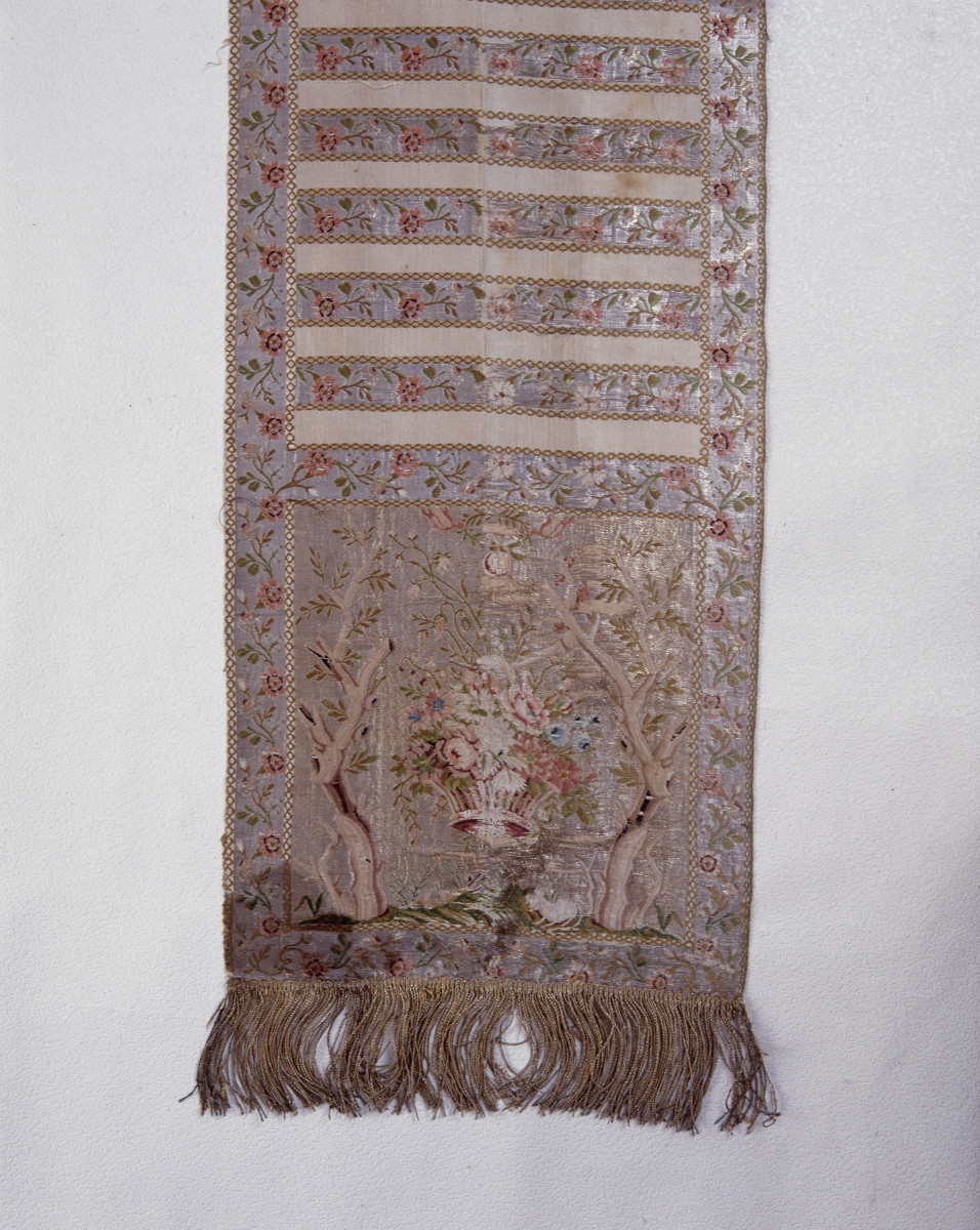 Muzeum Narodowe  - zbiory - pas lity jednostronny - Grodno /Wincenty Du Pineya 1775 rok/ - głowa i wciąża /fragment/ - awers, skan 1