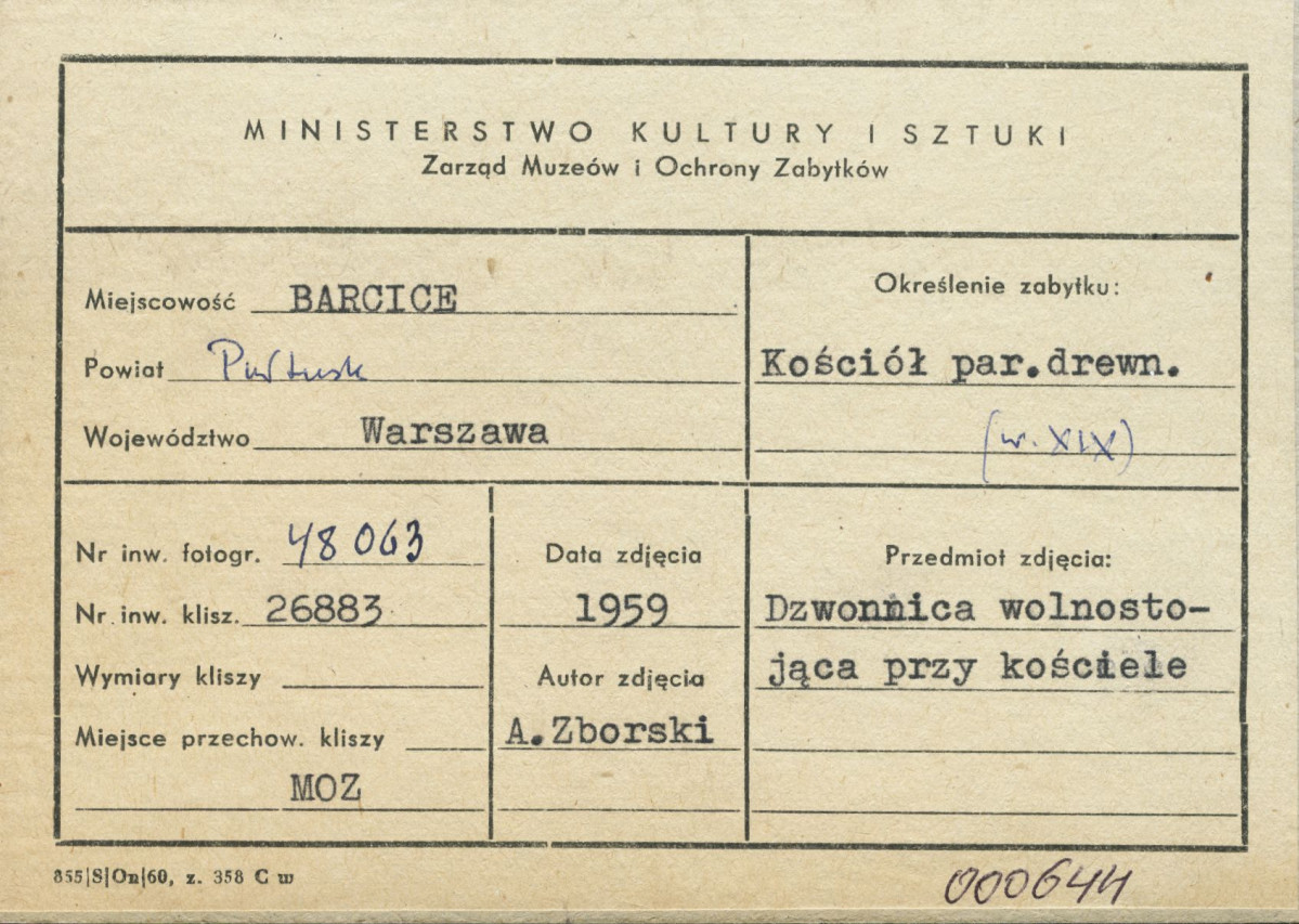 Kościół parafialny drewniany - dzwonnica, widok ogólny - metryczka, skan 1