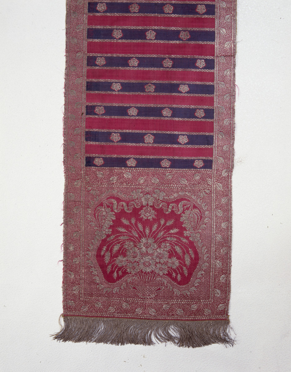 Muzeum Narodowe  - zbiory - pas lity dwustronny - Lyon /1785 - 1792 rok/ - głowa i wciąża /fragment/ - awers, skan 1