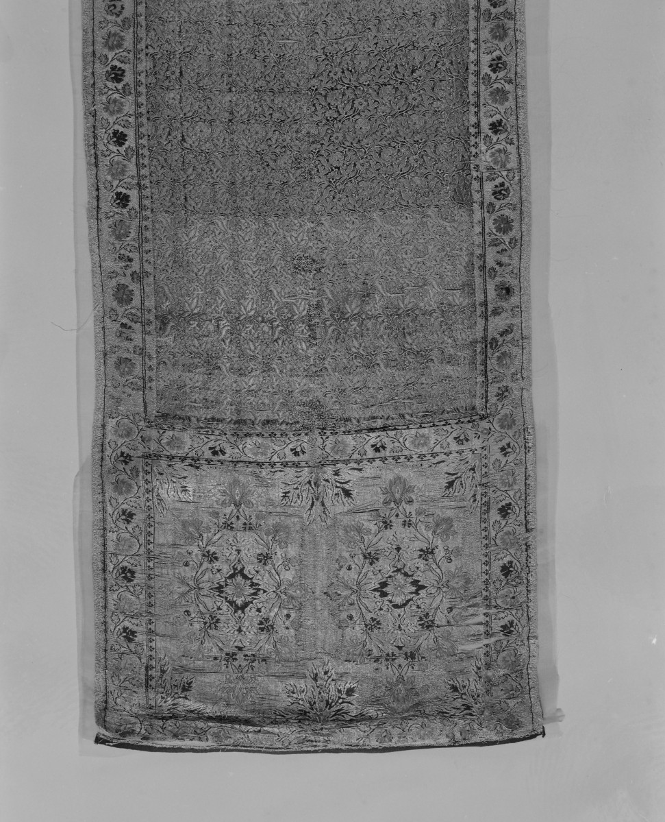 Centralne Muzeum Włókiennictwa - zbiory - pas lity dwustronny - Kraków /Daniel Chmielewski 1796 rok/ - głowa i wciąża /fragment/ - awers, skan 1