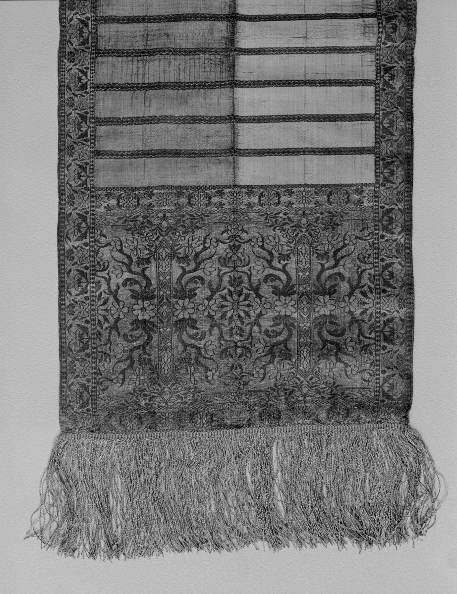 Muzeum Narodowe - od. Muzeum Sztuk Użytkowych - zbiory - pas lity czterostronny - Kobyłka /Szczepan Filsjean 1787 - 1794 rok/ - głowa i wciąża /fragment/ - awers, skan 1