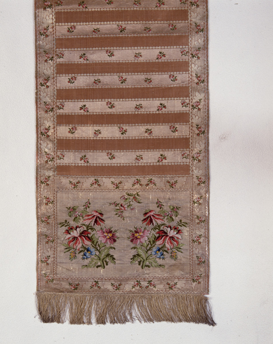 Muzeum Narodowe  - zbiory - pas lity jednostronny - Grodno /1768 - 1780 rok/ - głowa i wciąża /fragment/ - awers, skan 1