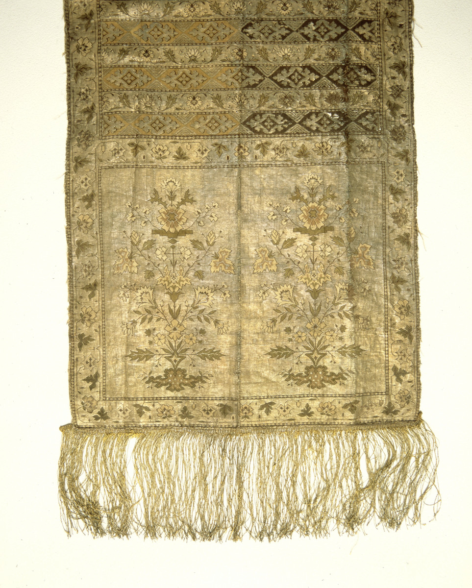 Muzeum Archidiecezjalne - zbiory - pas lity czterostronny - Lyon /1785 - 1792 rok/ - głowa i wciąża /fragment/ - awers, skan 1