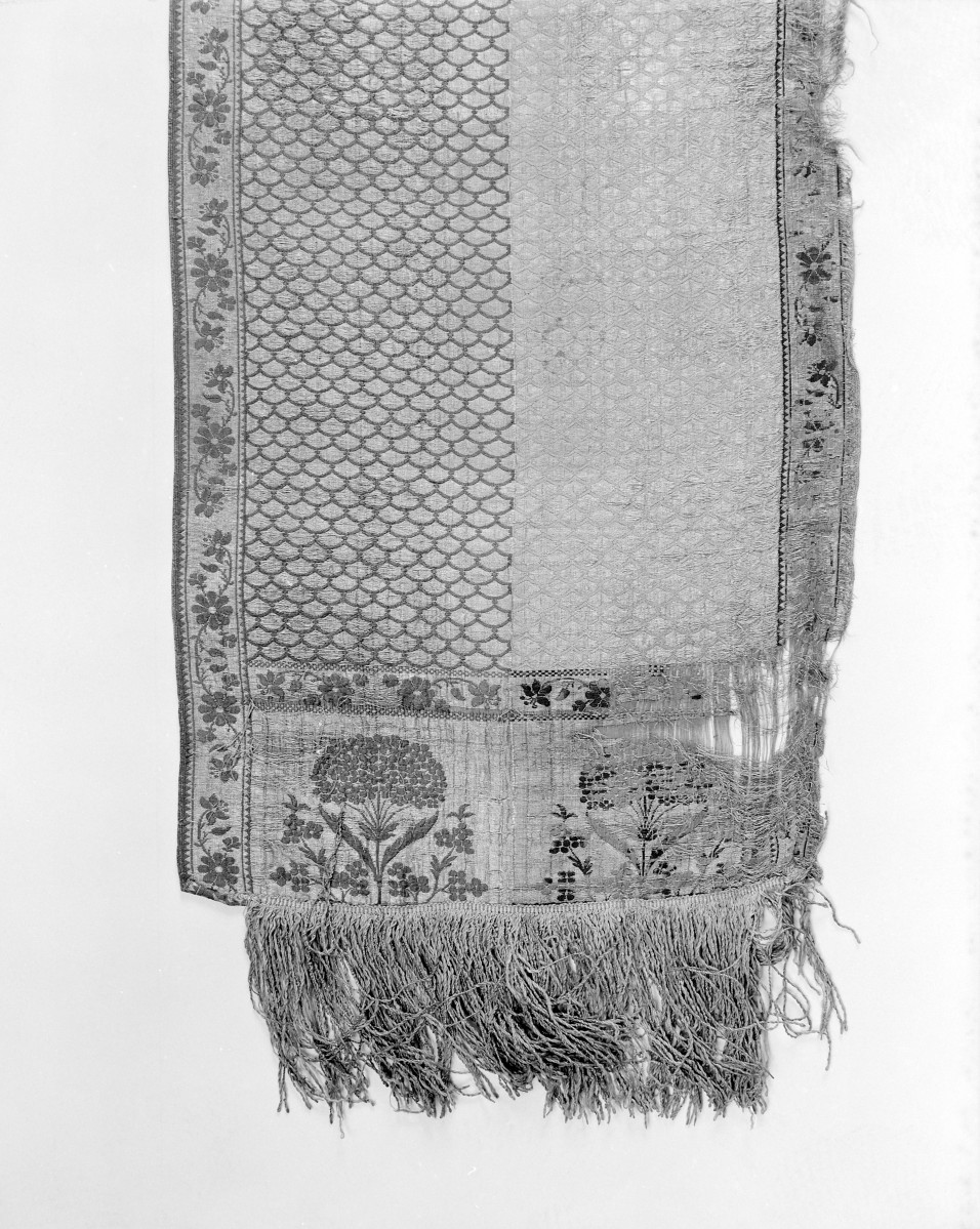 Muzeum Diecezjalne - zbiory - pas lity czterostronny - Warszawa lub Lipków /Paschalis Jakubowicz 1788 - 1794 rok/ - głowa i wciąża /fragment/ - awers, skan 1