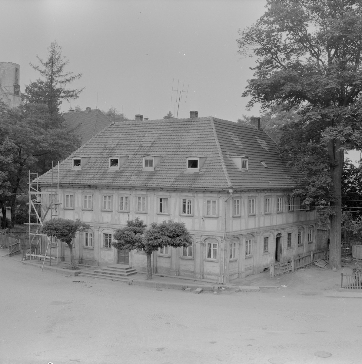 dom - widok ogólny, skan 1