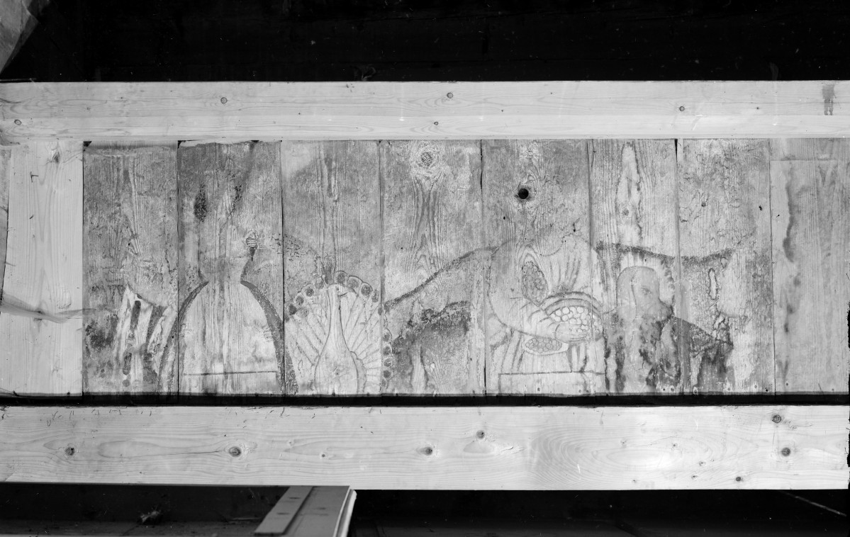 kościół pw. św. Elżbiety Węgierskiej - wnętrze - prezbiterium - gzyms - polichromia -  fragment, skan 1