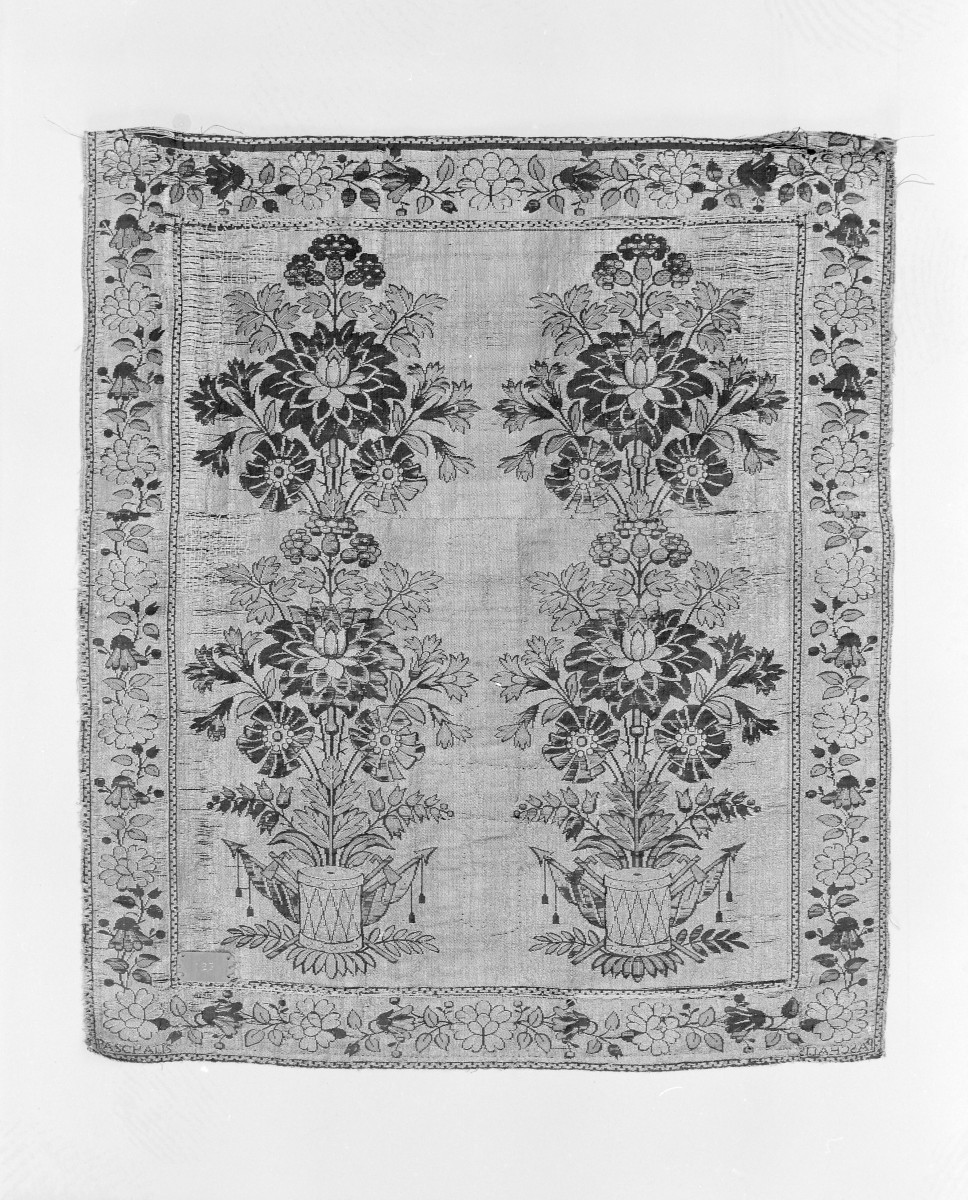 Muzeum Diecezjalne - zbiory - pas lity jednostronny - Lyon /1789 - 1792 rok/ - głowa i wciąża /fragment/ - awers, skan 1