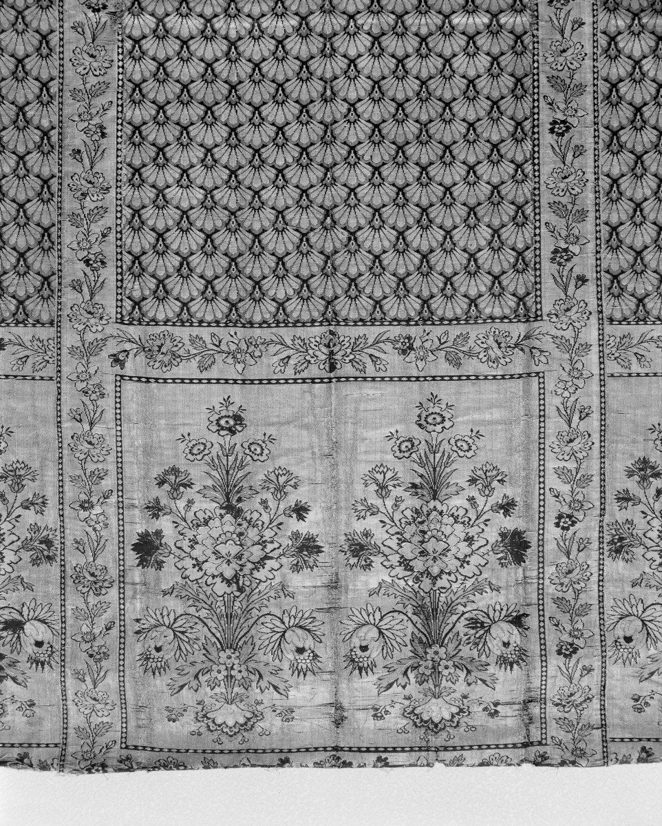 Muzeum Archidiecezjalne - zbiory - pas półlity - Lyon /1785 - 1792 rok/ - głowa i wciąża /fragment/ - awers, skan 1