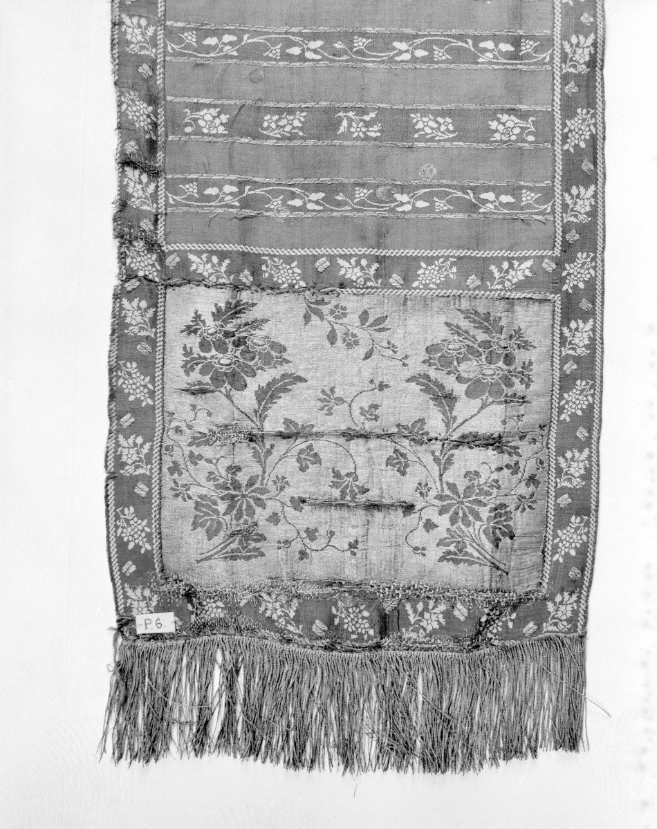 Muzeum Diecezjalne - zbiory - pas półlity jednostronny - Gdańsk - Szydłowiec /P.C. Salzhuber 1793 rok/ -  głowa i wciąża /fragment/ - awers, skan 1