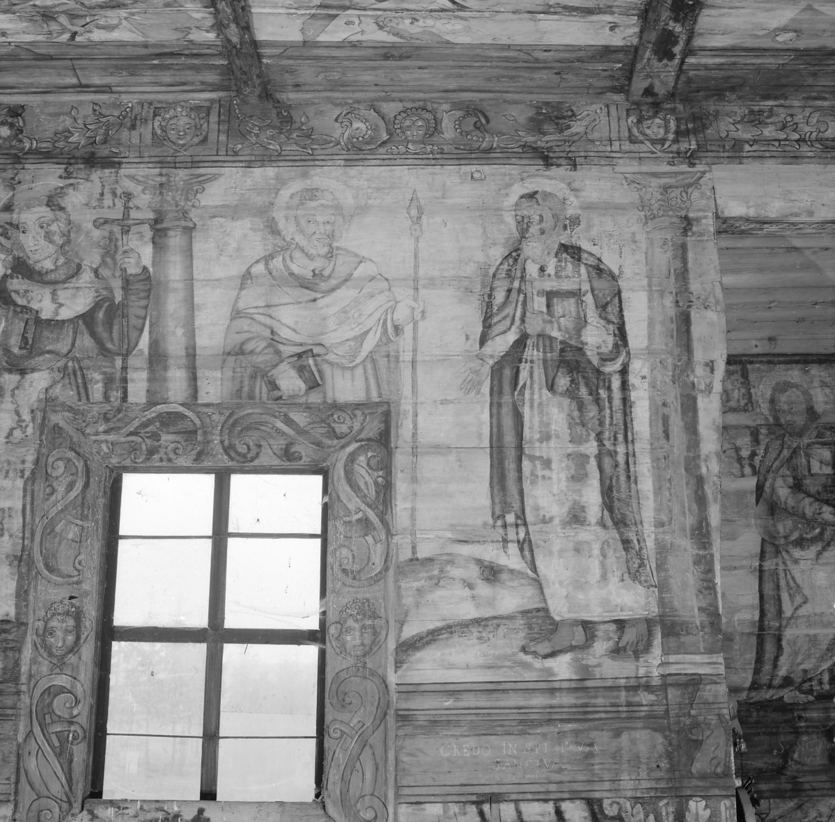 kościół pw. św. Elżbiety Węgierskiej - wnętrze - prezbiterium - ściana południowa - polichromia - św. Tomasz i św. Mateusz, skan 1