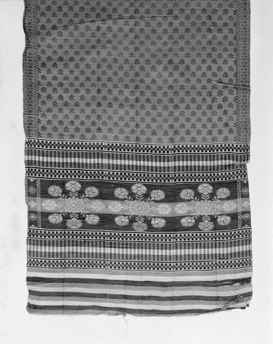 Muzeum Narodowe - od. Muzeum Sztuk Użytkowych - zbiory - pas półjedwabny dwustronny - Rosja /XVIII wiek/ - głowa i wciąża /fragment/ - awers, skan 1