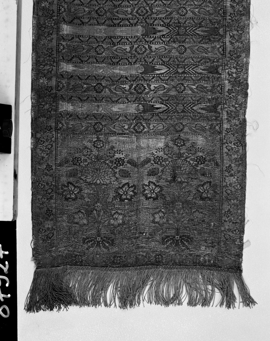 Muzeum Narodowe - zbiory - pas lity dwustronny - Lipków /Paschalis Jakubowicz 1791 - 1794 rok/ - głowa i wciąża /fragment/ - awers, skan 1