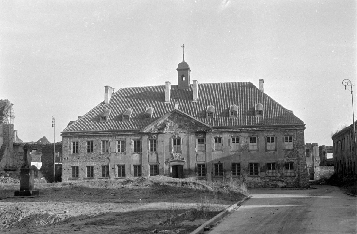 klasztor sakramentek - widok frontowy, skan 1