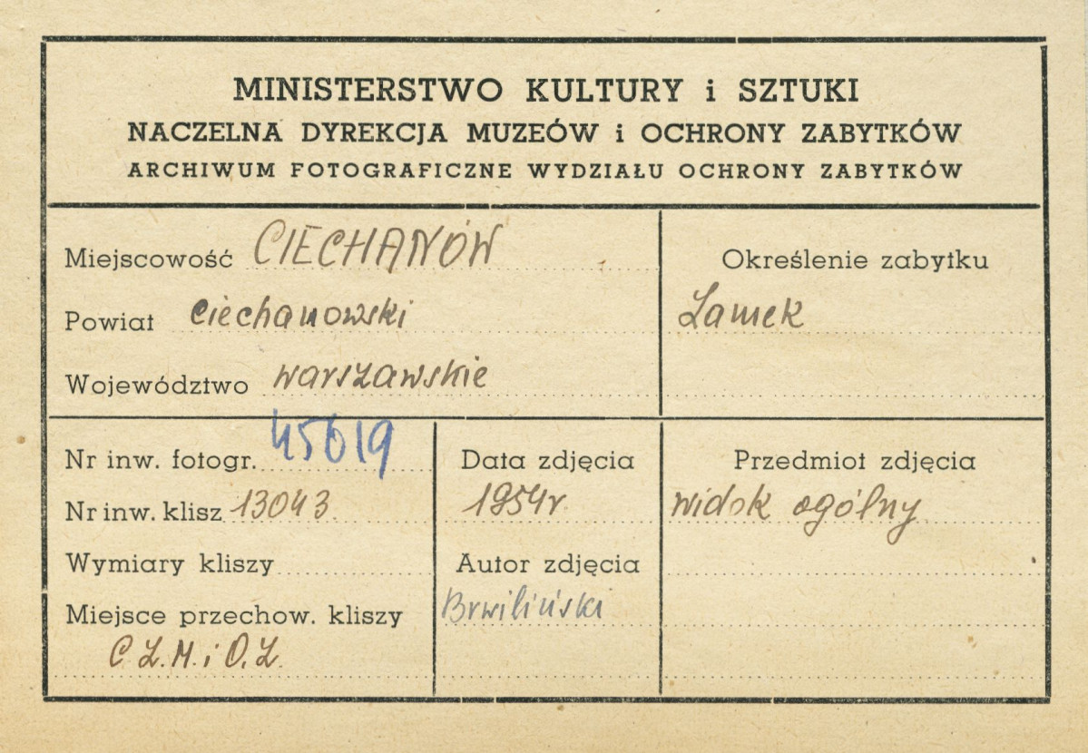 Ruiny zamku -  widok ogólny od strony płd. - zach. - metryczka, skan 1