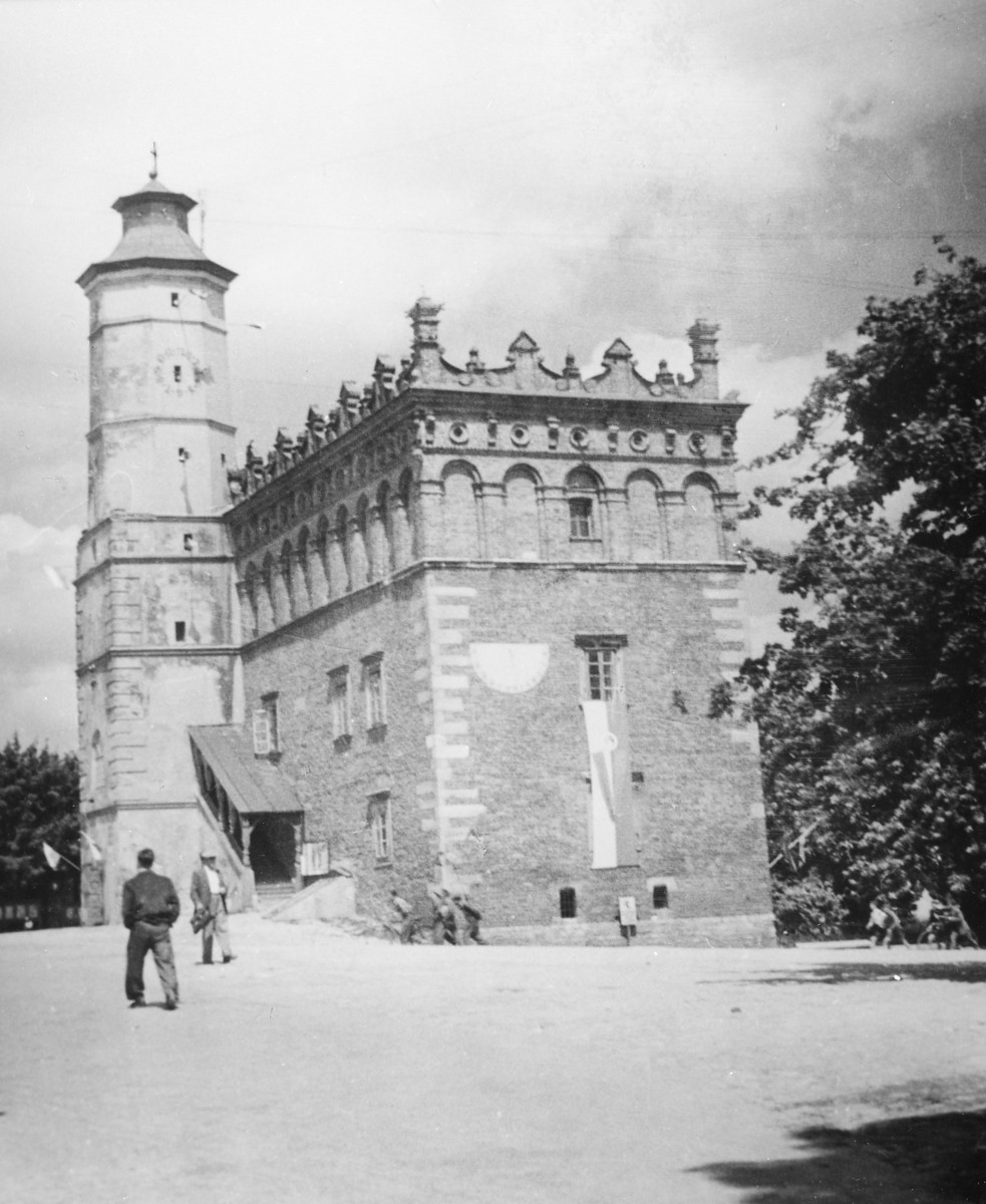 ratusz - widok ogólny, skan 1