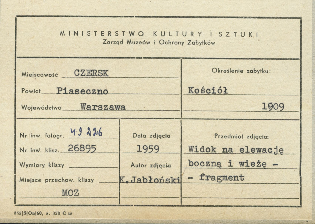 Kościół parafialny - fragment elewacji płd. i wieża, widok od płd. - wsch. - metryczka, skan 1