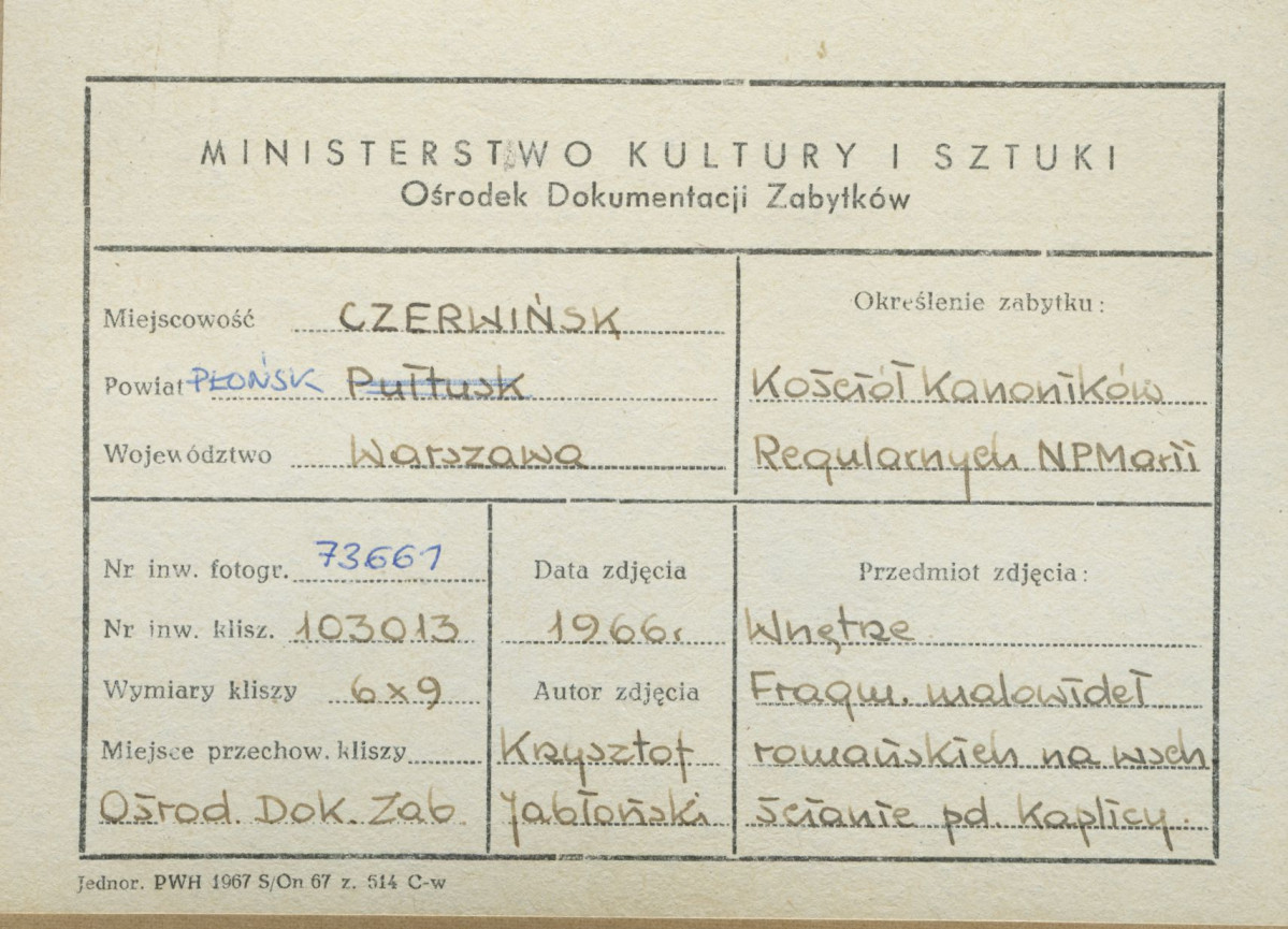 Zespół opactwa - kościół, kaplica św. Krzyża, fragment polichromii na ścianie wsch. - metryczka, skan 1