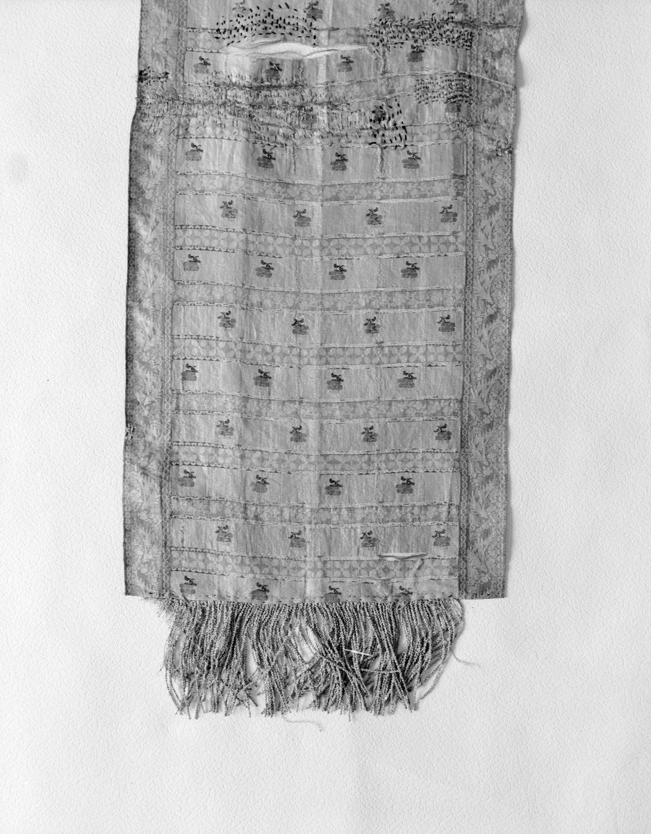Muzeum Narodowe - zbiory - pas lity dwustronny - Grodno /1768 - 1780 rok/ - głowa i wciąża /fragment/ - awers, skan 1