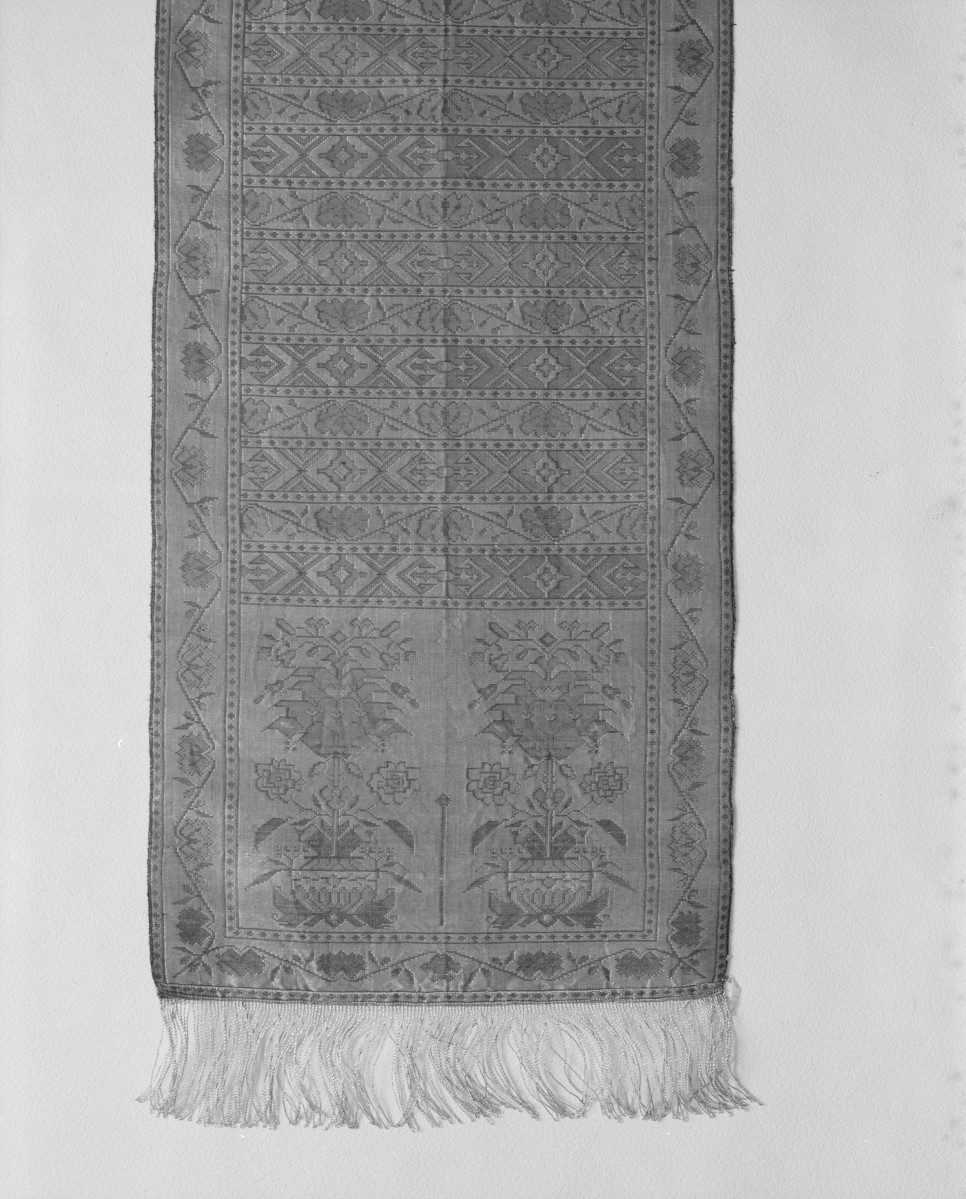 Muzeum Narodowe - zbiory - pas lity jednostronny - Buczacz /Artur Potocki XIX wiek/ - głowa i wciąża /fragment/ - awers, skan 1