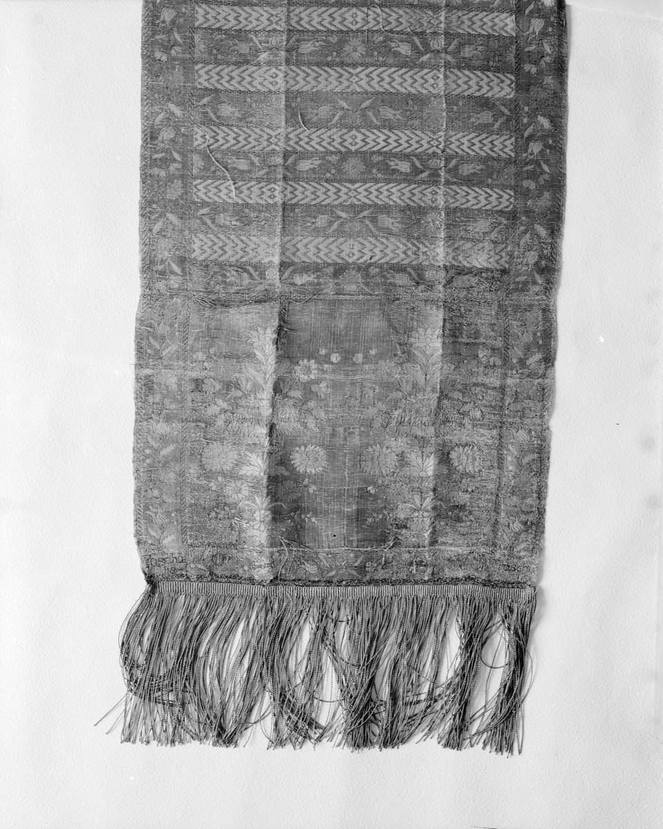 Muzeum Narodowe - zbiory - pas lity czterostronny - Warszawa lub Lipków /Paschalis Jakubowicz 1788 - 1790 rok/ - głowa i wciąża /fragment/ - awers, skan 1