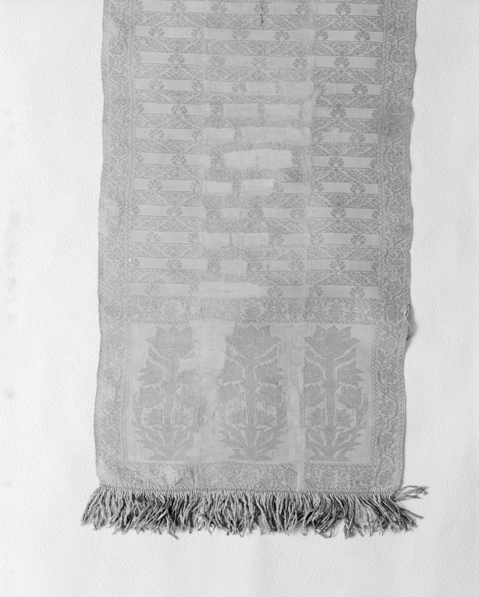 Muzeum Narodowe - zbiory - pas lity jednostronny - Turcja /XVIII wiek/ - głowa i wciąża /fragment/ - awers, skan 1