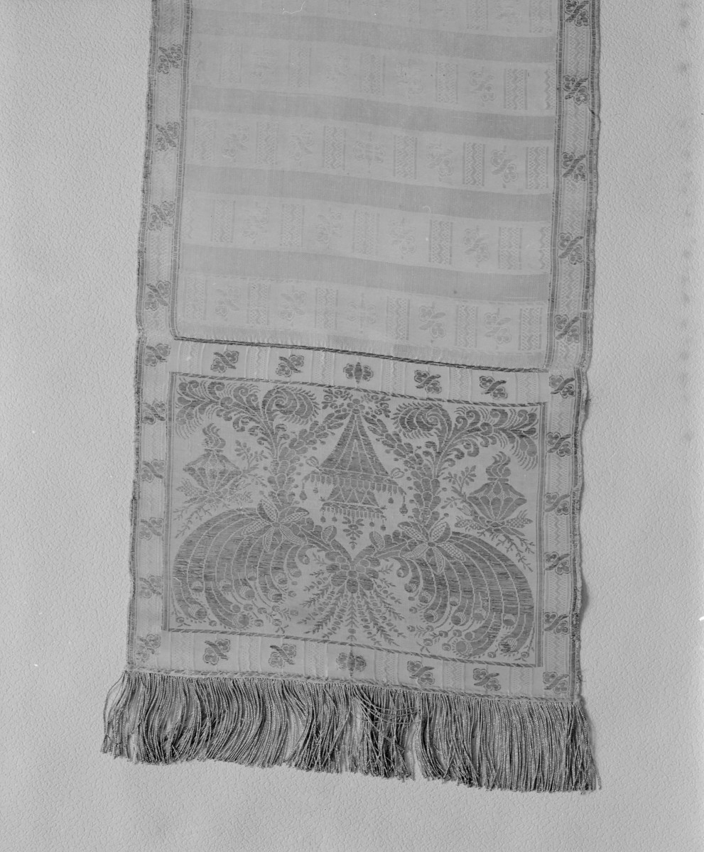 Muzeum Narodowe - zbiory - pas półlity dwustronny - Lyon /1785 - 1792 rok/ - głowa i wciąża /fragment/ - awers, skan 1