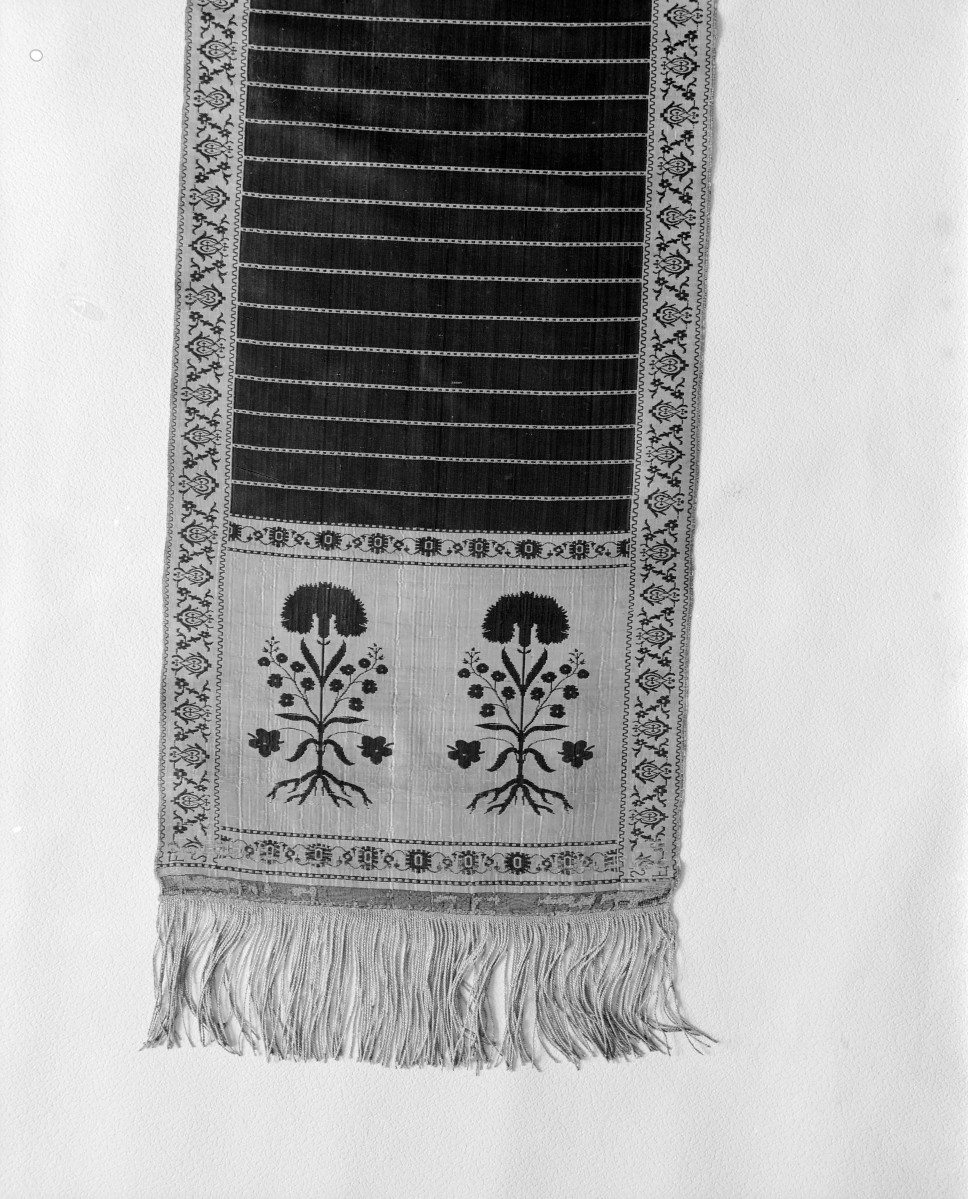 Muzeum Narodowe - zbiory - pas lity dwustronny - Lyon /1785 - 1792 rok/ - głowa i wciąża /fragment/ - awers, skan 1