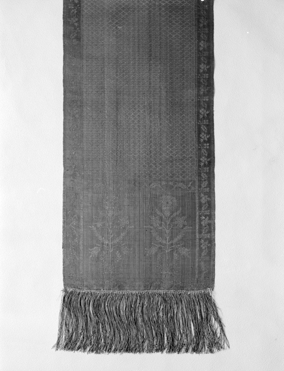 Muzeum Narodowe - zbiory - pas lity dwustronny - Lyon /1785 - 1792 rok/ - głowa i wciąża /fragment/ - awers, skan 1