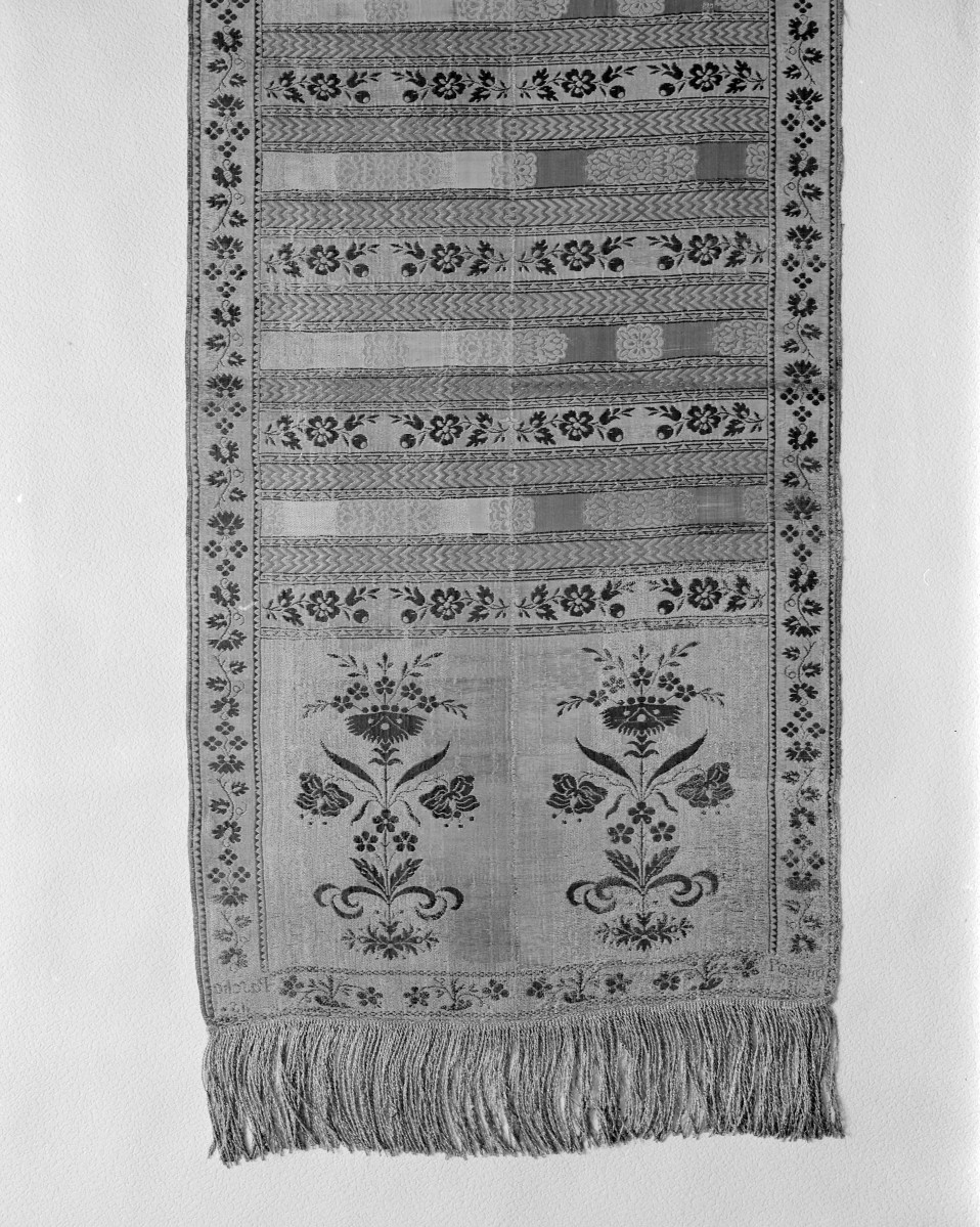 Muzeum Narodowe - zbiory - pas lity czterostronny - Warszawa lub Lipków /Paschalis Jakubowicz 1788 - 1790 rok/ - głowa i wciąża /fragment/ - awers, skan 1