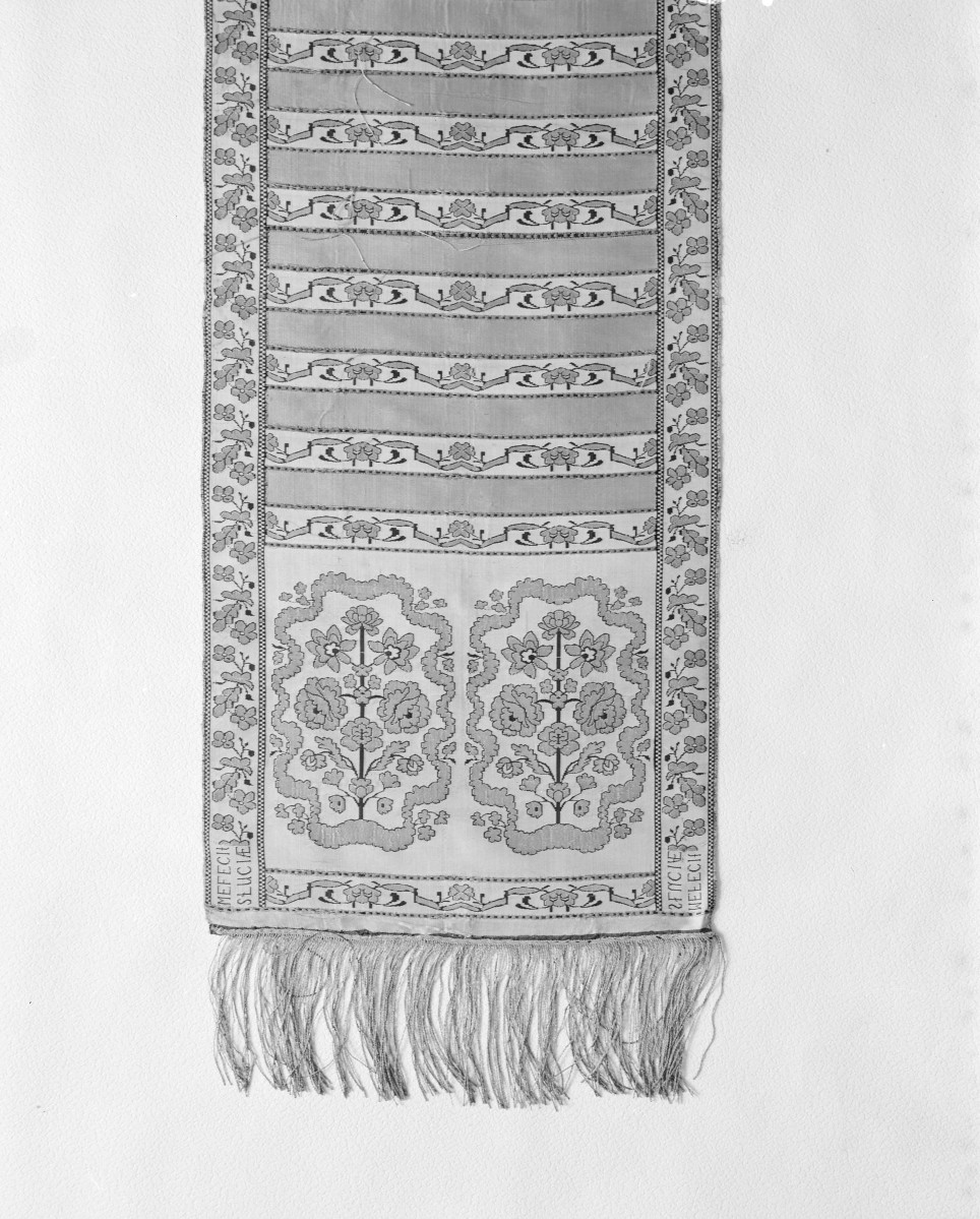 Muzeum Narodowe - zbiory - pas lity dwustronny - Słuck /Jan Madżarski 1767 - 1780 rok/ - głowa i wciąża /fragment/ - awers, skan 1