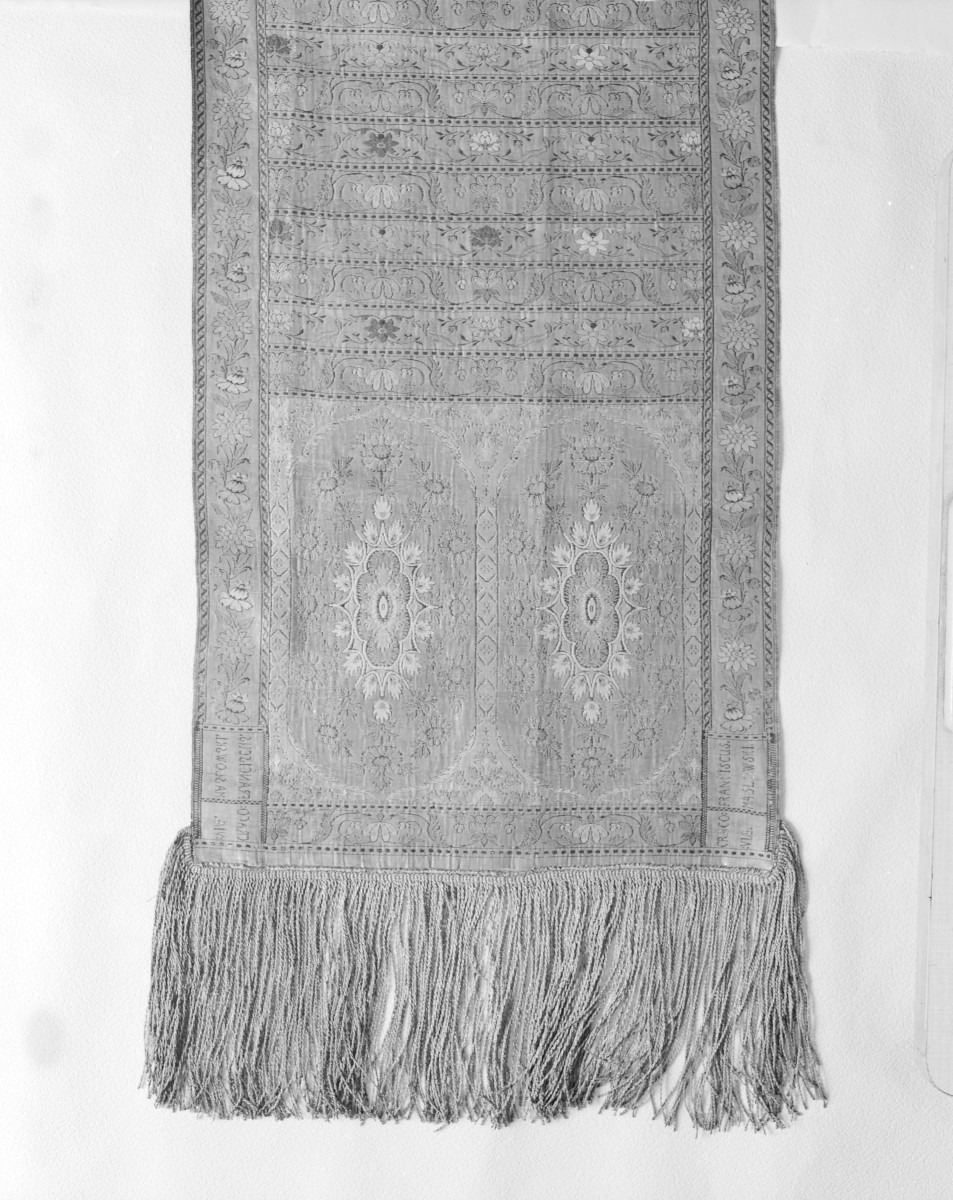 Muzeum Narodowe - zbiory - pas lity dwustronny - Kraków /Franciszek Masłowski 1781 - 1806 rok/ - głowa i wciąża /fragment/ - awers, skan 1