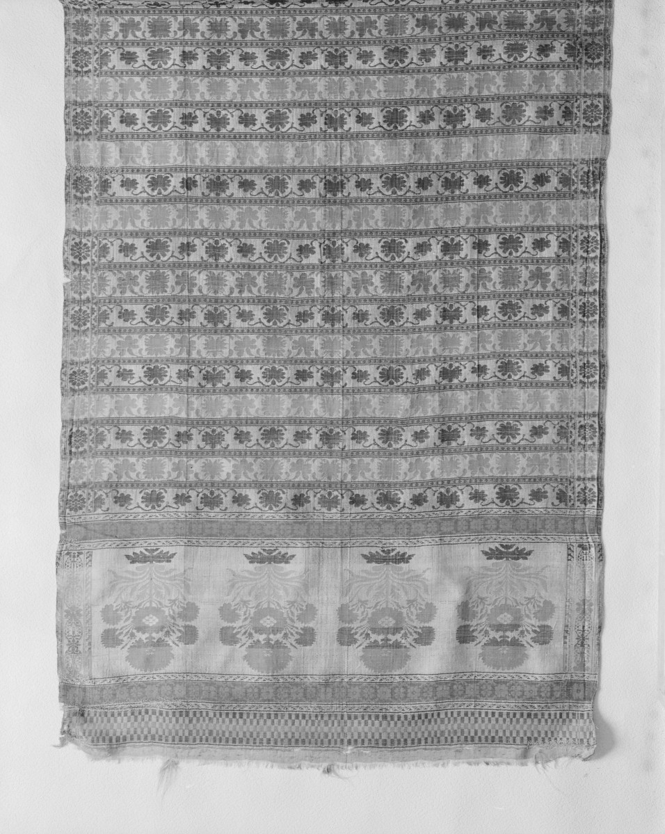 Muzeum Narodowe - zbiory - pas półjedwabny dwustronny - Moskwa /Grigorij Kiriakow XVIII wiek/ - głowa i wciąża /fragment/ - awers, skan 1