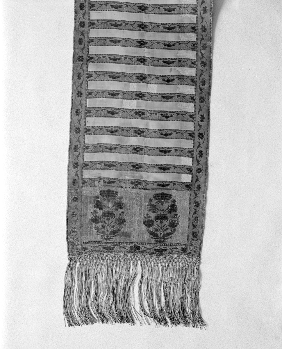 Muzeum Narodowe - zbiory - pas lity dwustronny - Słuck /Jan Madżarski 1776 - 1780 rok/ - głowa i wciąża /fragment/ - awers, skan 1