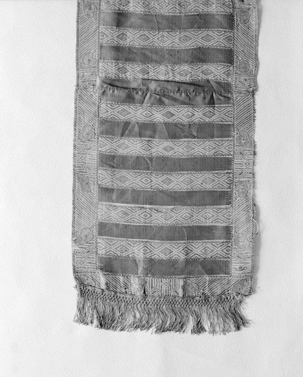 Muzeum Narodowe - zbiory - pas lity dwustronny - Lyon /1785 - 1792 rok/ - głowa i wciąża /fragment/ - awers, skan 1